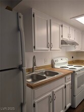 3220 Figler Ct in North Las Vegas, NV - Building Photo - Building Photo