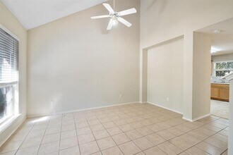 808 Flatters Way in Pflugerville, TX - Building Photo - Building Photo