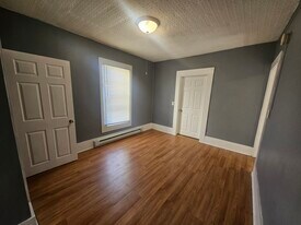 287 Lake Ave, Unit 10 in Manchester, NH - Building Photo