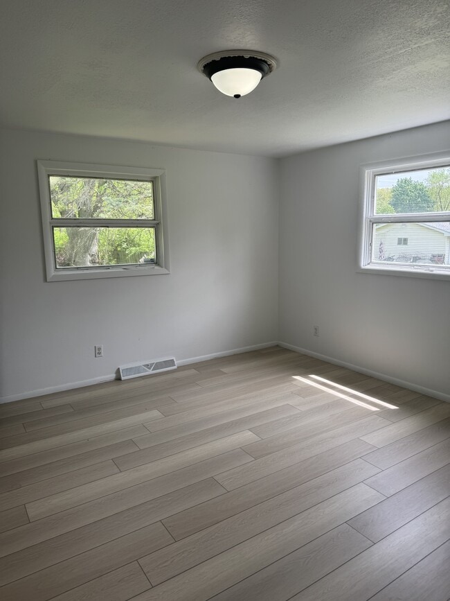 property at 4054 Buesching Dr