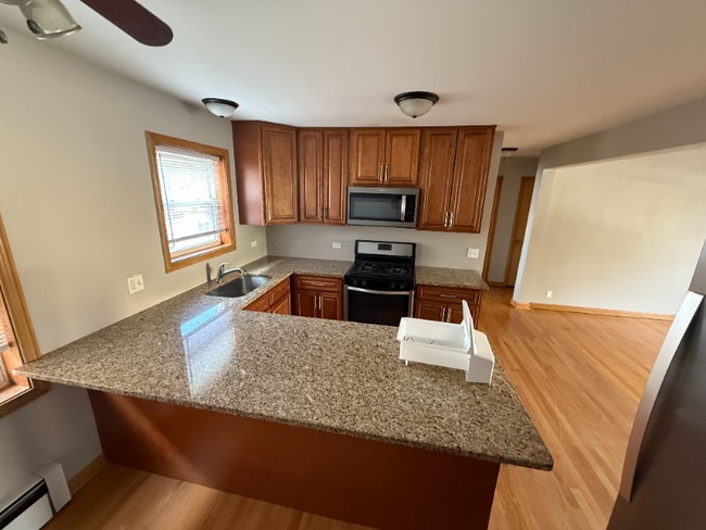 4400 N Mango Ave in Chicago, IL - Building Photo - Building Photo