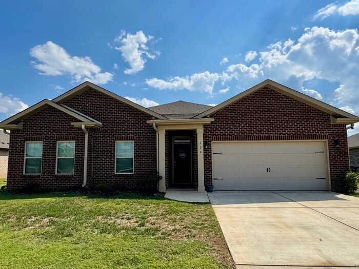 124 Blackburn Trace in Huntsville, AL - Building Photo
