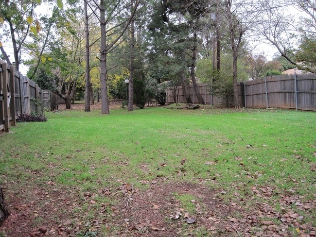 7632 John T White Rd in Fort Worth, TX - Building Photo - Building Photo
