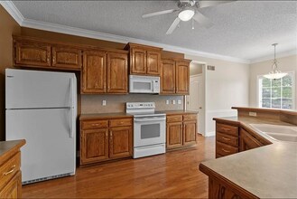 15574 Floyd Ln in Overland Park, KS - Building Photo - Building Photo