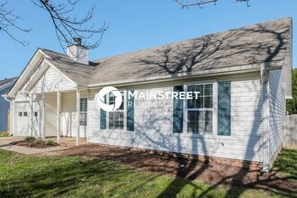 3604 Cedar Bark Dr in Matthews, NC - Building Photo - Building Photo