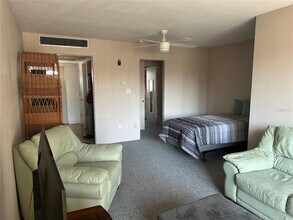 750 Burlington Ave N in St. Petersburg, FL - Building Photo - Building Photo