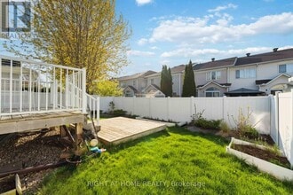 115 Woliston Crescent in Ottawa, ON - Building Photo - Building Photo