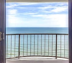 3003 S Atlantic Ave in Daytona Beach Shores, FL - Building Photo