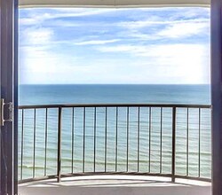 3003 S Atlantic Ave in Daytona Beach Shores, FL - Building Photo - Building Photo
