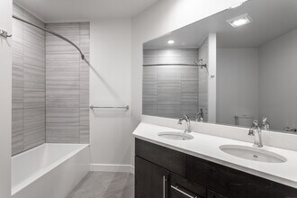 Water Club Luxury Living in Poughkeepsie, NY - Building Photo - Interior Photo