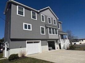 101 W Beach Ave in Brigantine, NJ - Building Photo