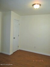6103 Blevins Gap Rd-Unit -4 in Louisville, KY - Building Photo - Building Photo