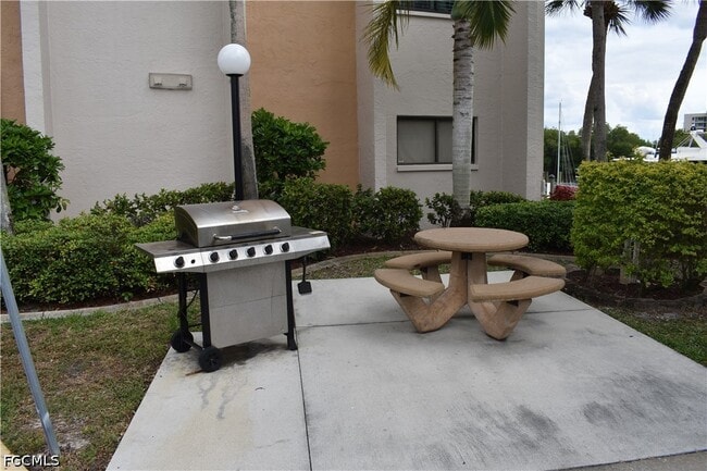 3462 Hancock Bridge Pkwy