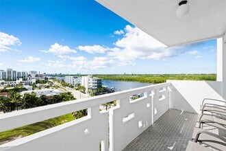 3111 N Ocean Dr in Hollywood, FL - Foto de edificio - Building Photo