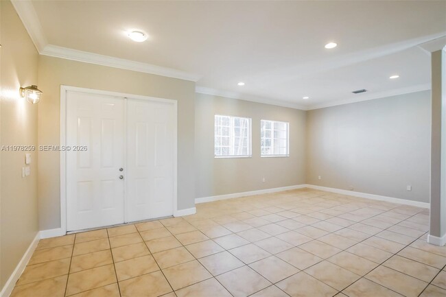 18686 SW 132nd Ave in Miami, FL - Building Photo - Building Photo