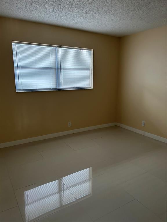 7910 Colony Cir N, Unit # 209 in Tamarac, FL - Building Photo - Building Photo