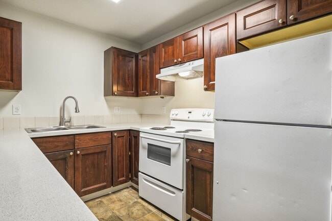 property at 12231-12233 SE Steele St