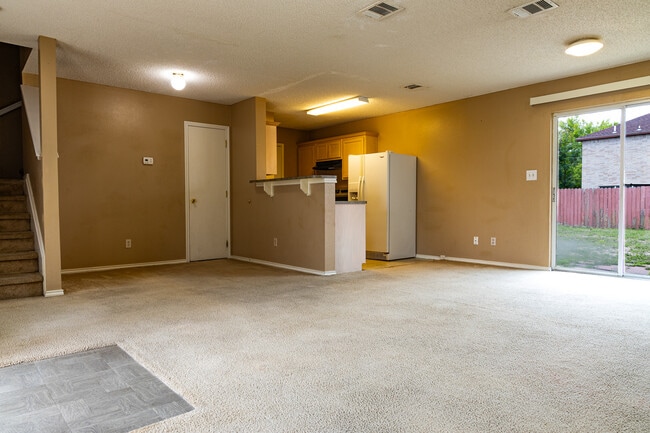 2104 Magnolia St in Mission, TX - Building Photo - Building Photo