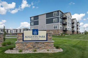 Augusta Park Estates in Mankato, MN - Building Photo