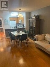 21 Hillcrest Ave in Toronto, ON - Building Photo - Building Photo