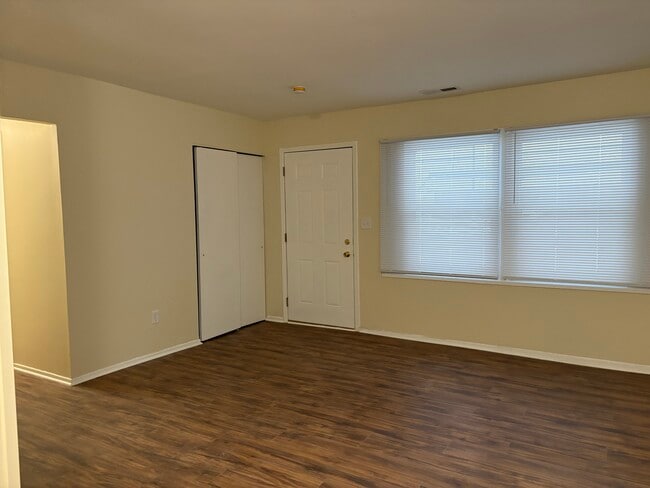 712 E 49th Ave in Gary, IN - Foto de edificio - Building Photo