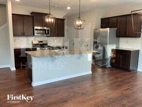 310 Ivey Hollow Cir in Dawsonville, GA - Foto de edificio - Building Photo