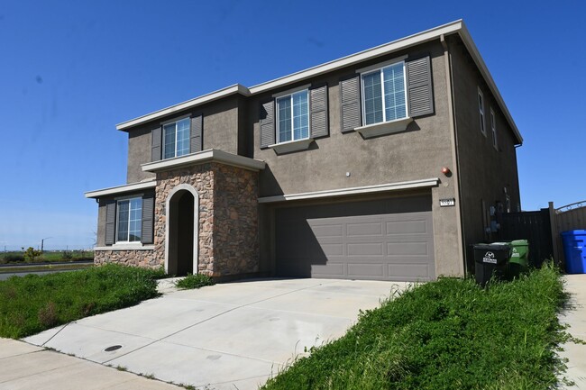 8801 Polka Way in Elk Grove, CA - Building Photo - Building Photo