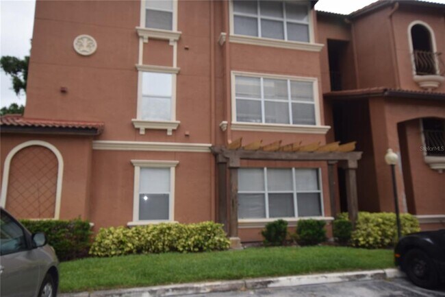 5120 Conroy Rd in Orlando, FL - Foto de edificio - Building Photo