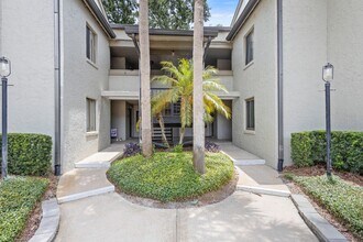 551 Finchley Rd in Maitland, FL - Building Photo - Building Photo