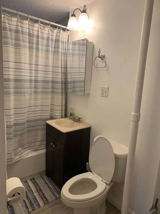 419 Hanover St in Boston, MA - Building Photo - Building Photo