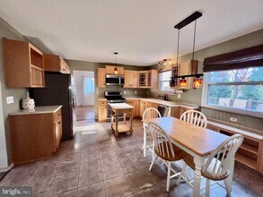 918 Rockwell Rd in Wilmington, DE - Foto de edificio - Building Photo