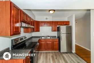 1753 Maxine St in Memphis, TN - Building Photo - Building Photo