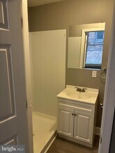 2124 Maryland Ave, Unit 4 in Baltimore, MD - Foto de edificio - Building Photo