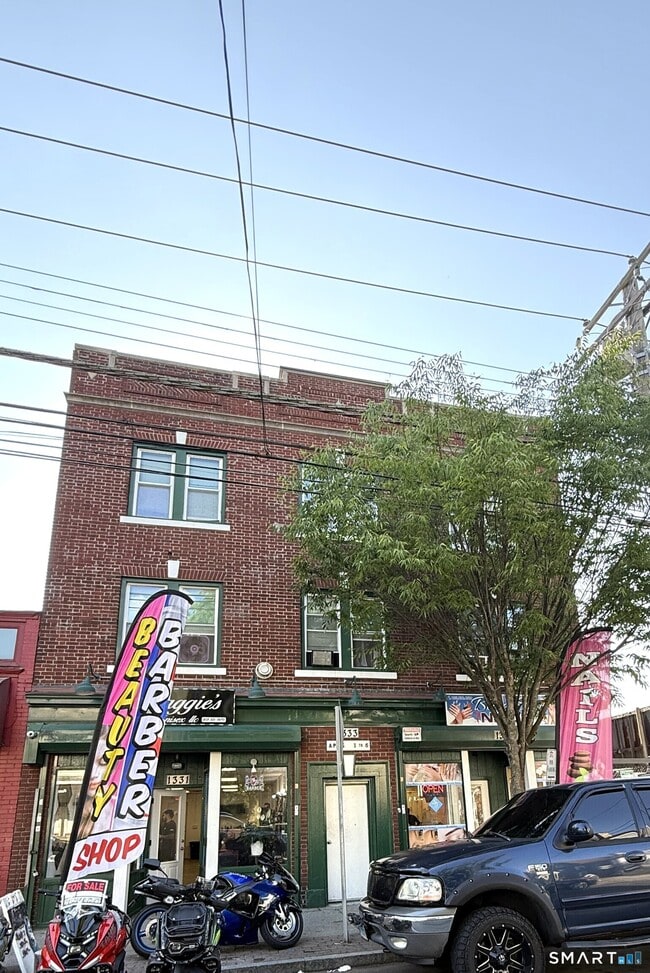 property at 1333 E Main St