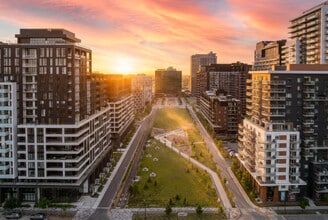 Solar Uniquartier – Nobel Appartements in Brossard, QC - Foto de edificio - Building Photo