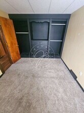 734 Phillips Ave in Toledo, OH - Foto de edificio - Building Photo