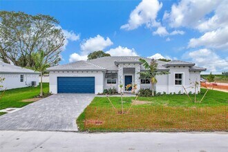 27210 SW 159th Path in Miami, FL - Building Photo - Building Photo