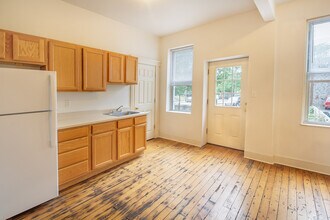 328 Franklin Ave in Pittsburgh, PA - Foto de edificio - Building Photo