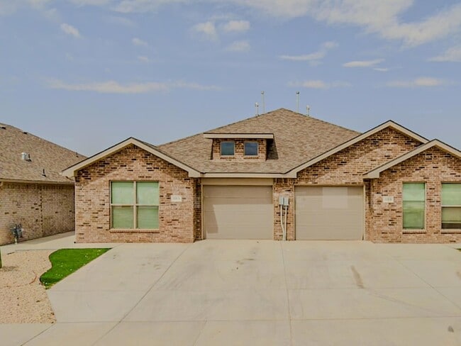 property at 2139 N Texas Ave