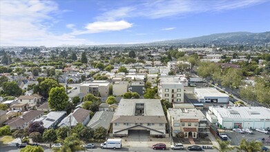 170 Stoakes Ave in San Leandro, CA - Foto de edificio - Building Photo