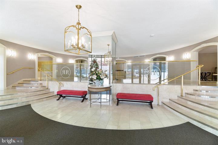 8370 Greensboro Dr in McLean, VA - Building Photo