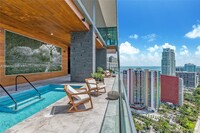 1451 Brickell Ave, Unit 2406 in Miami, FL - Building Photo - Building Photo