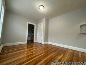 38 Estes St in Lynn, MA - Building Photo - Building Photo