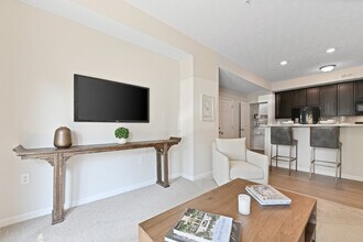 The Clarkson in Grove City, OH - Foto de edificio - Building Photo