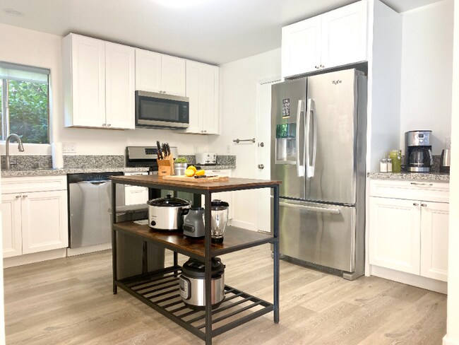 5318 Sunglow Ct-Unit -Unit A in San Diego, CA - Foto de edificio - Building Photo