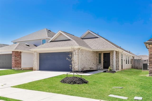 513 Sussex Dr in Everman, TX - Building Photo - Building Photo