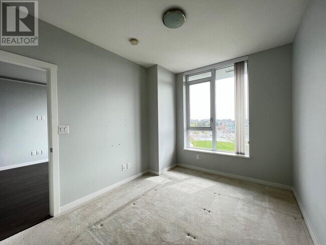 8333-8333 Sweet Ave in Richmond, BC - Building Photo - Building Photo