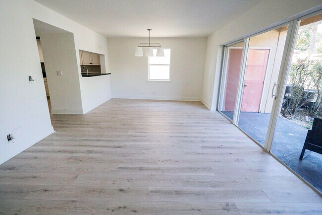 property at 5458 Via Delray Blvd