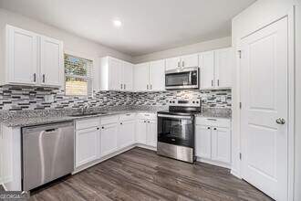 532 Pemberton St in Euharlee, GA - Building Photo - Building Photo