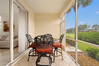 2345 Carrington Ct in Naples, FL - Building Photo - Building Photo